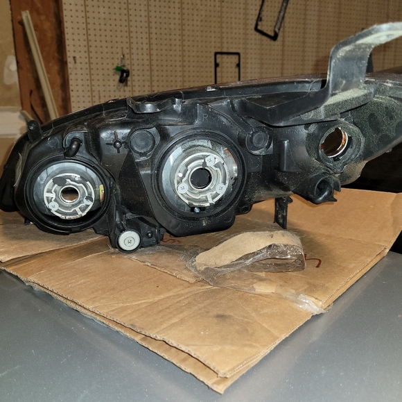 2004 honda civic head lights 2dr 4dr - Picture 2 of 6